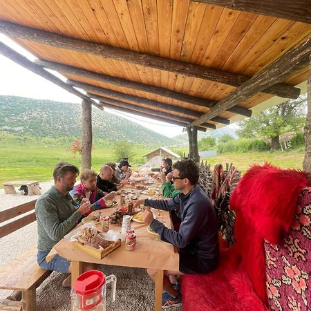 Camping Cajupi Gjirokastër Esterno foto