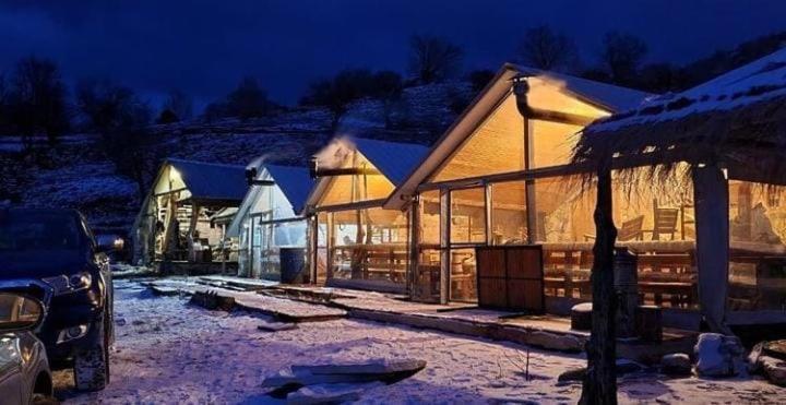 Camping Cajupi Gjirokastër Esterno foto